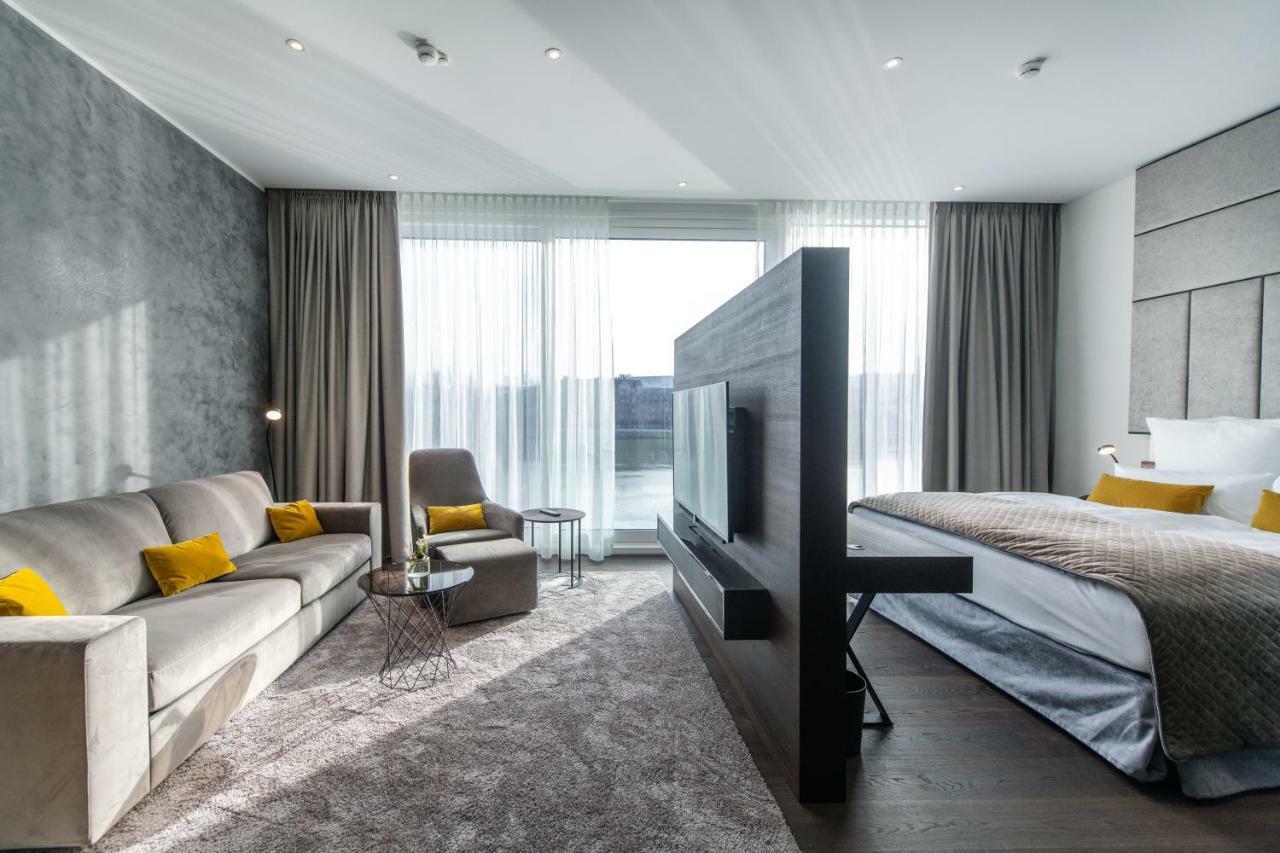 Faehrhaus Koblenz 호텔 외부 사진 A suite at the hotel